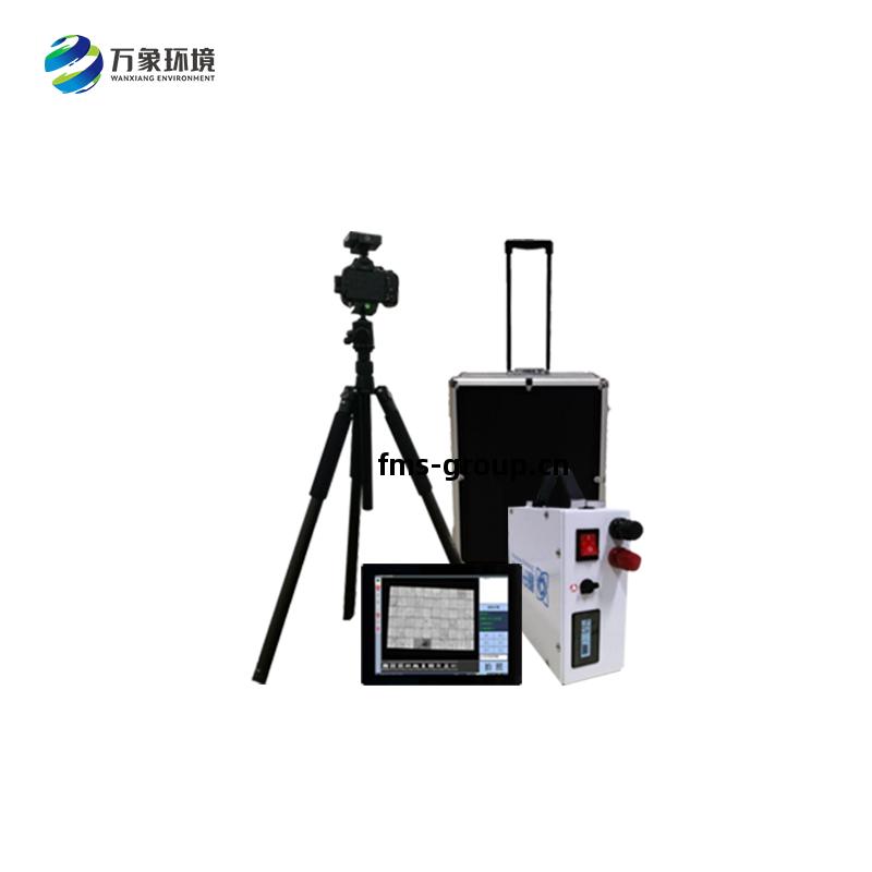 組(zu)串(chuan)式EL檢(jian)測儀